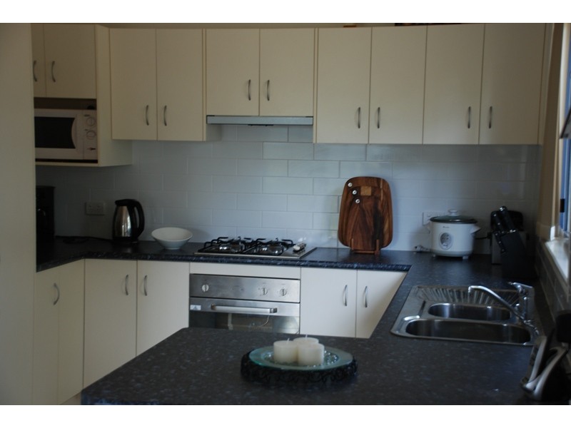 3 SHORT, Russell Island QLD 4184