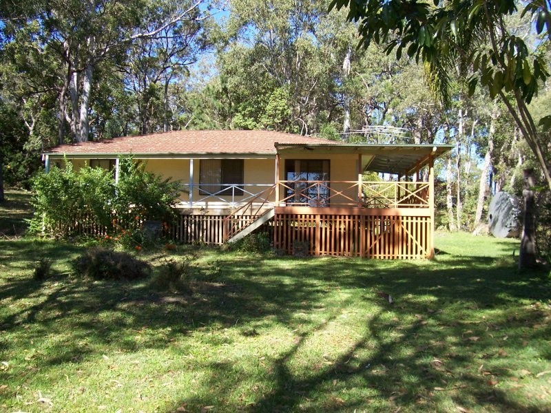 44 Coondooroopa Drive, Macleay Island QLD 4184