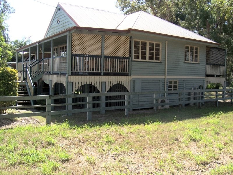 15 ORANA STREET, Macleay Island QLD 4184