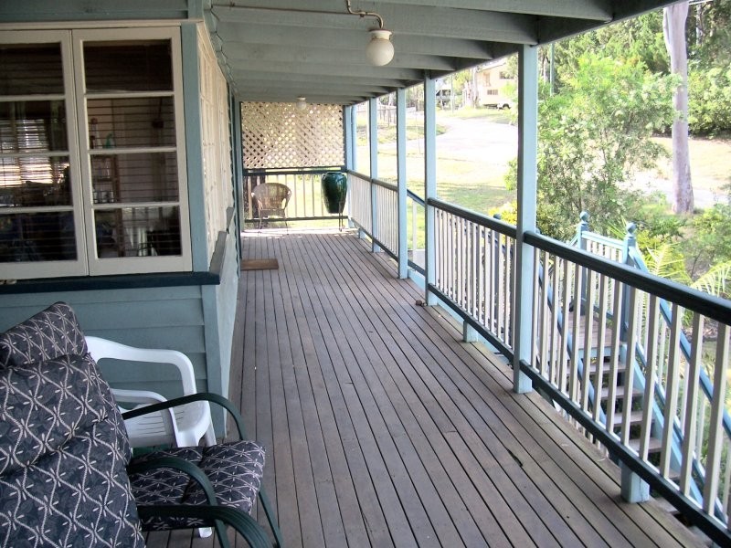 15 ORANA STREET, Macleay Island QLD 4184