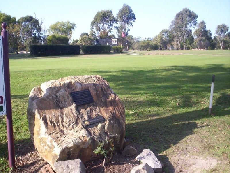 49-51 Scotts Rd, Macleay Island QLD 4184