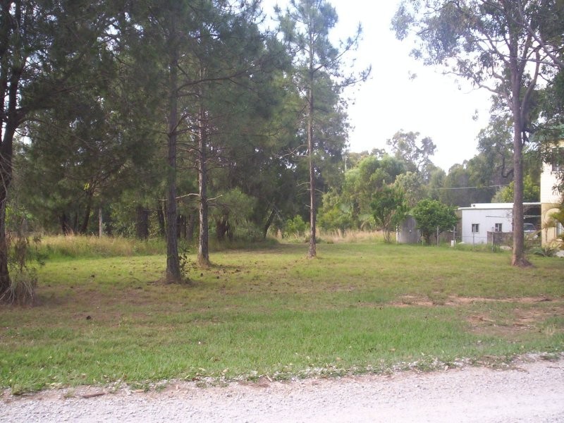 49-51 Scotts Rd, Macleay Island QLD 4184