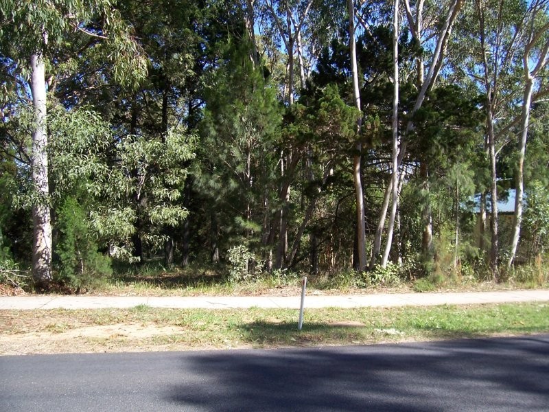 69 Kate St, Macleay Island QLD 4184