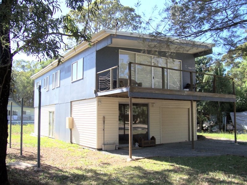 2 Citron St, Macleay Island QLD 4184