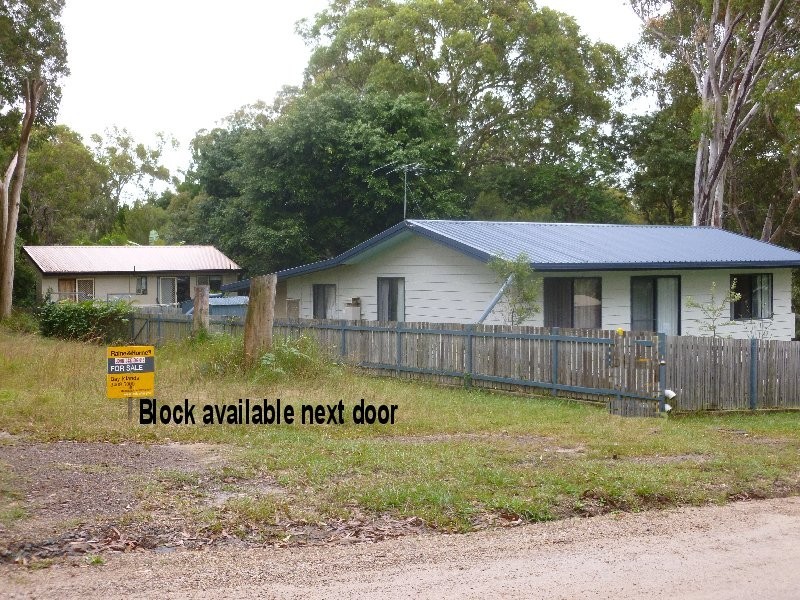 10 Panaroo Street, Macleay Island QLD 4184