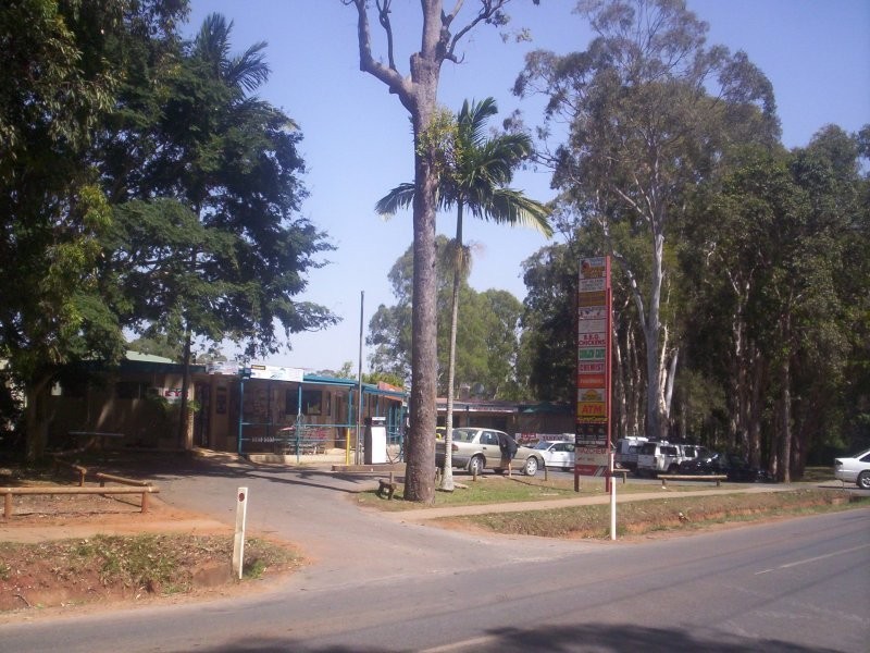 24 Cooee Cresc, Macleay Island QLD 4184