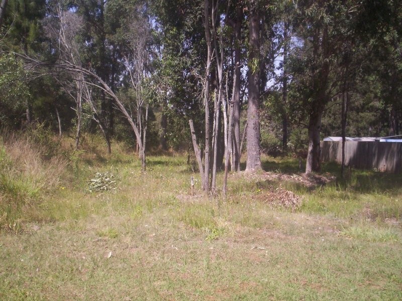 24 Cooee Cresc, Macleay Island QLD 4184