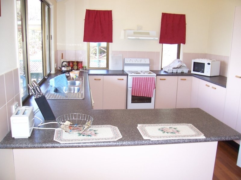 20 – 22  Weeroona Av, Macleay Island QLD 4184