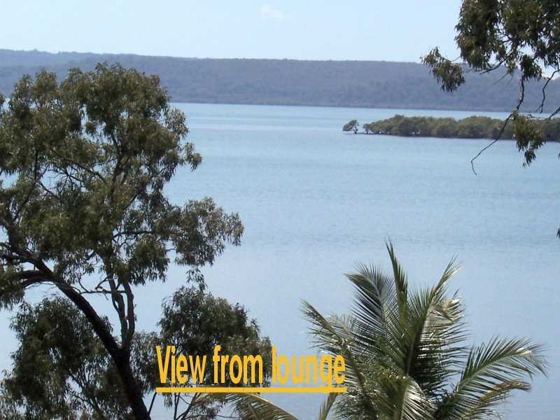 20 – 22  Weeroona Av, Macleay Island QLD 4184