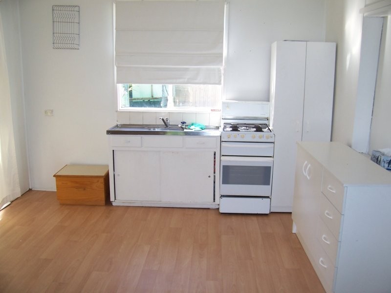 29 Charles Tce, Macleay Island QLD 4184