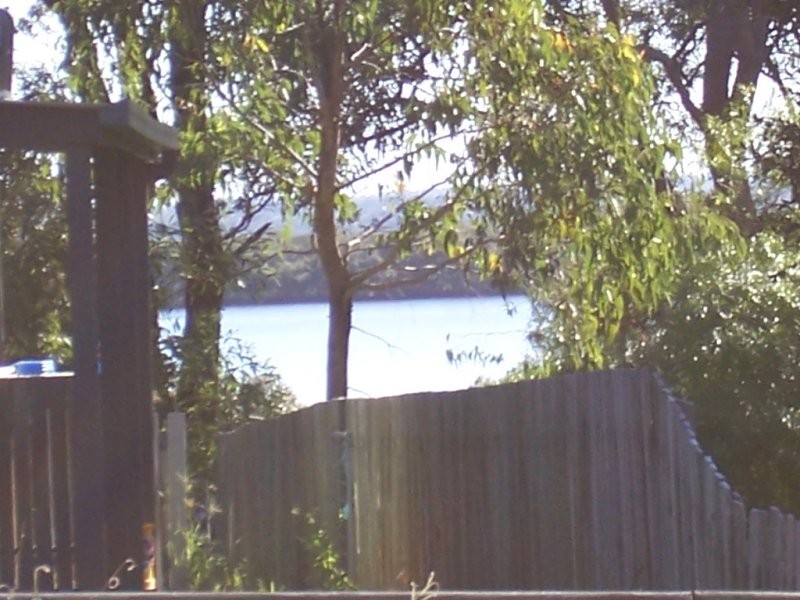 29 Charles Tce, Macleay Island QLD 4184