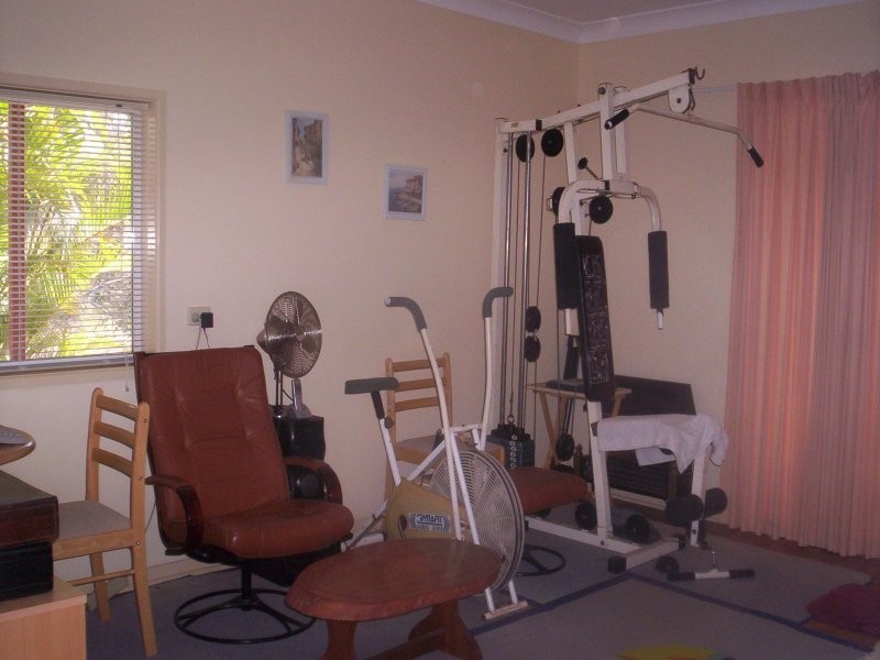 54 Attunga St, Macleay Island QLD 4184