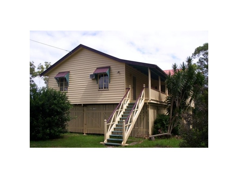 66 Charles Terrace, Macleay Island QLD 4184