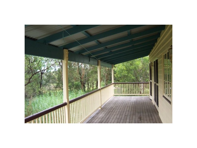 66 Charles Terrace, Macleay Island QLD 4184
