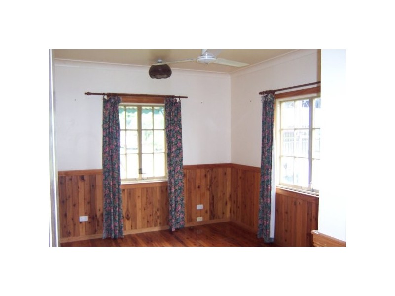 66 Charles Terrace, Macleay Island QLD 4184