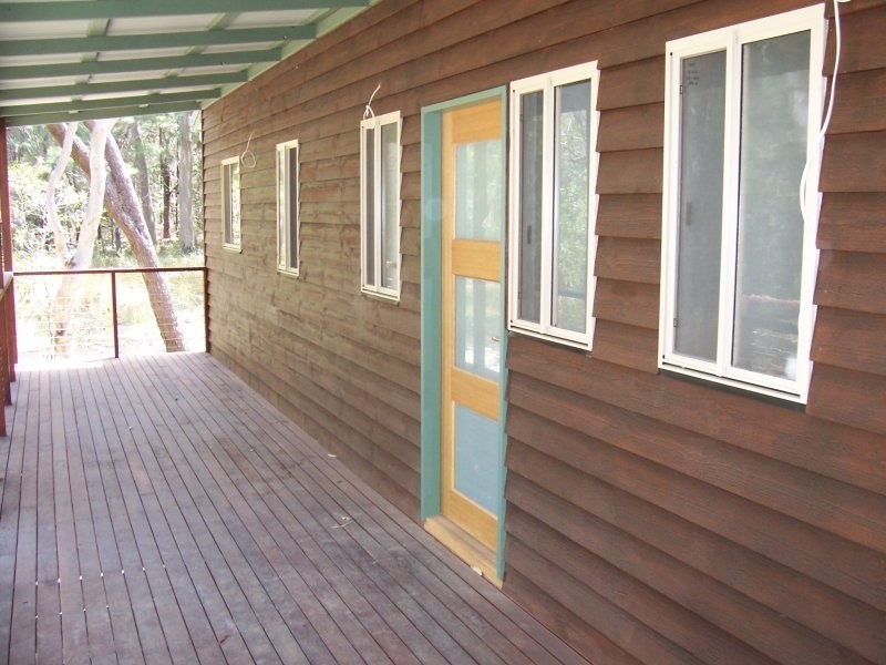 5 Natone St, Macleay Island QLD 4184