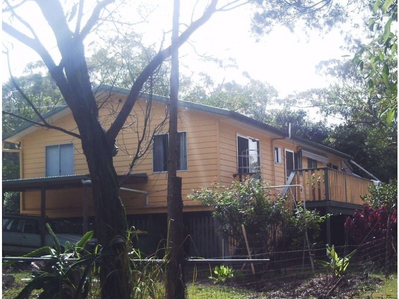 2 Boxwood Ave, Lamb Island QLD 4184