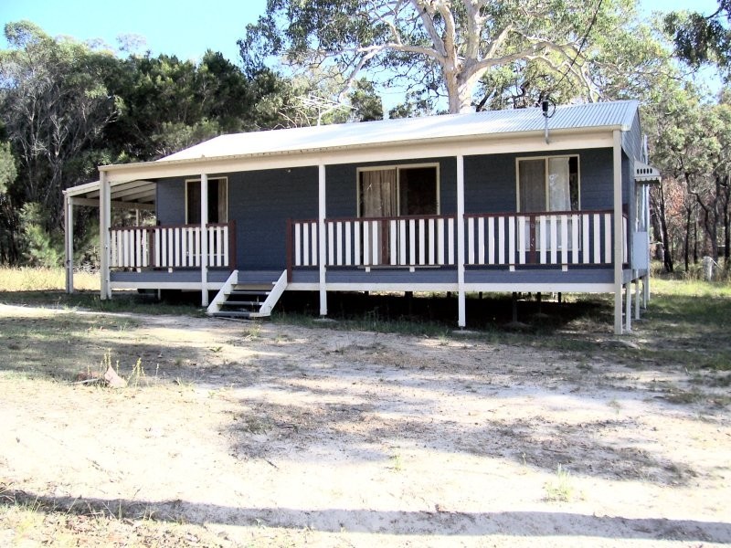 15 Wirralee St, Macleay Island QLD 4184