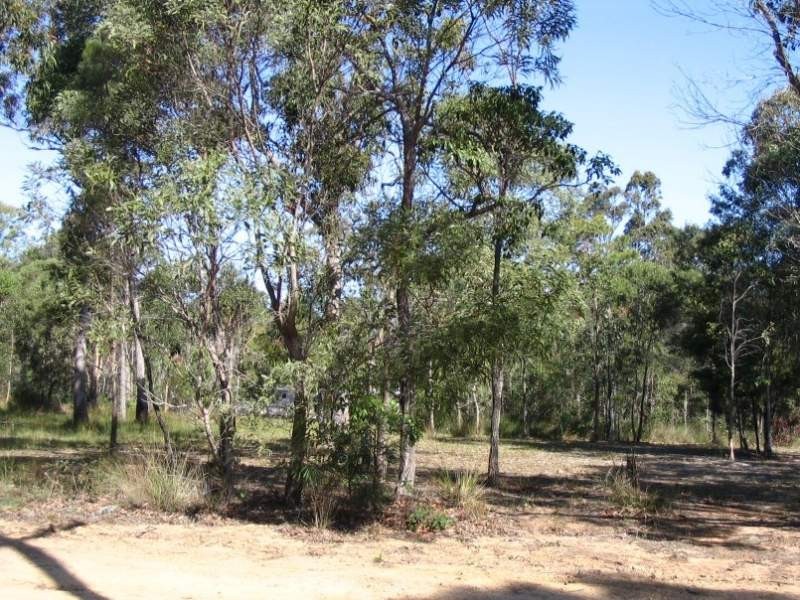 12-14 Pierhaven, Lamb Island QLD 4184