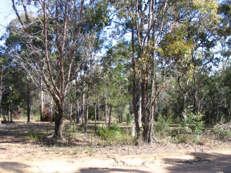 12-14 Pierhaven, Lamb Island QLD 4184