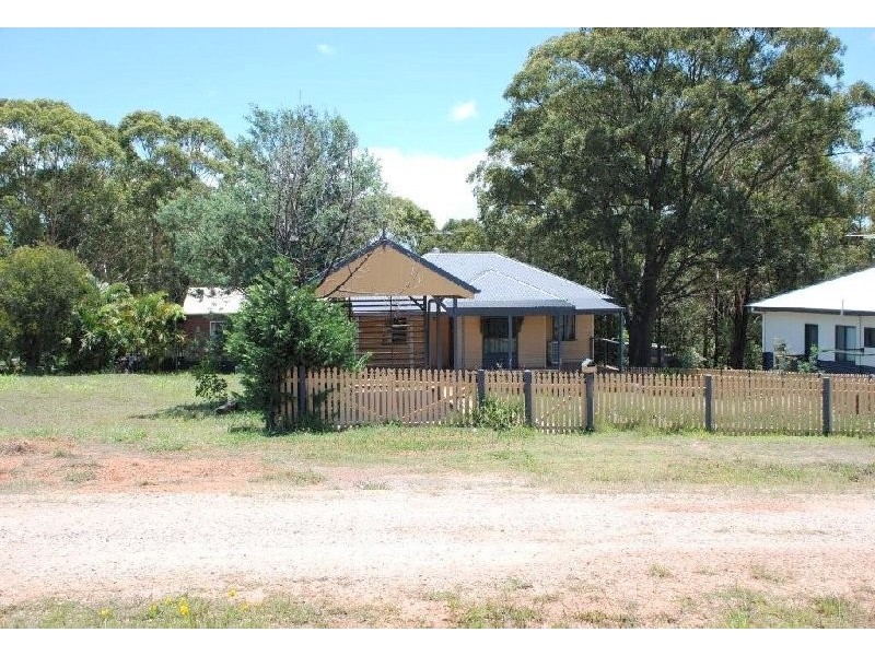 5 Short St, Russell Island QLD 4184