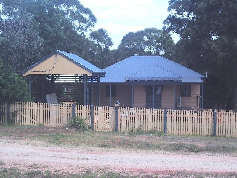 5 Short St, Russell Island QLD 4184