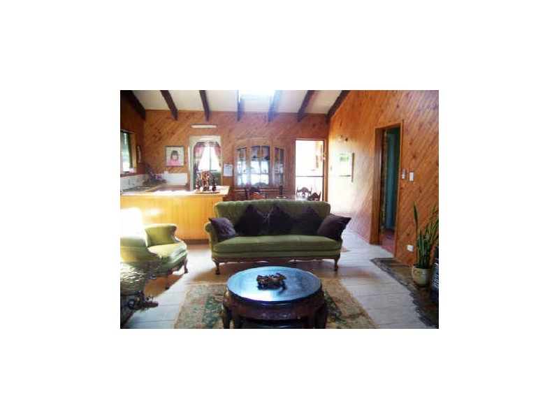 17 Lovell pde, Lamb Island QLD 4184