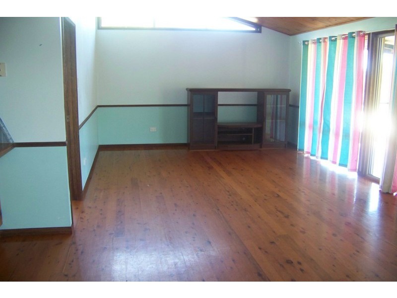 106 High Central Rd, Macleay Island QLD 4184