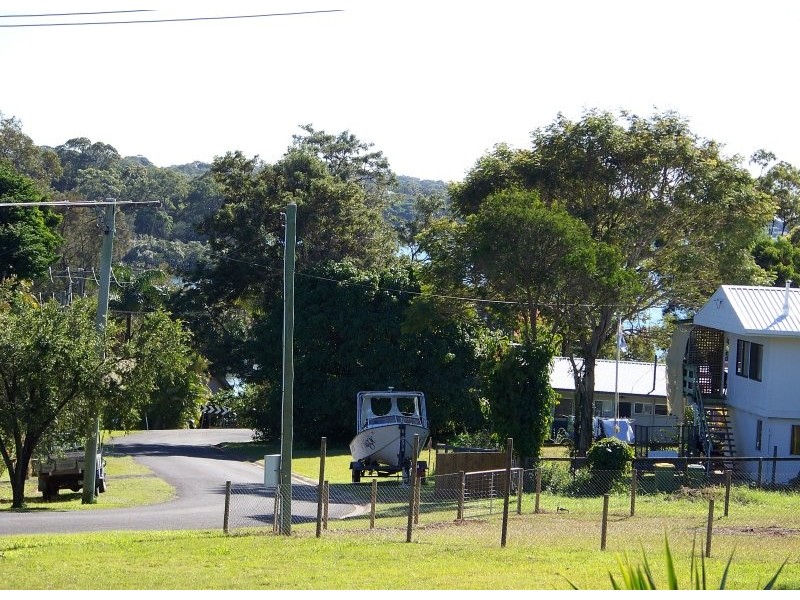 2 Quail Place, Macleay Island QLD 4184