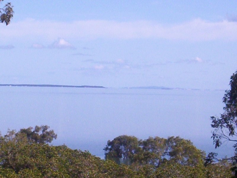 73 PERULPA DV, Lamb Island QLD 4184