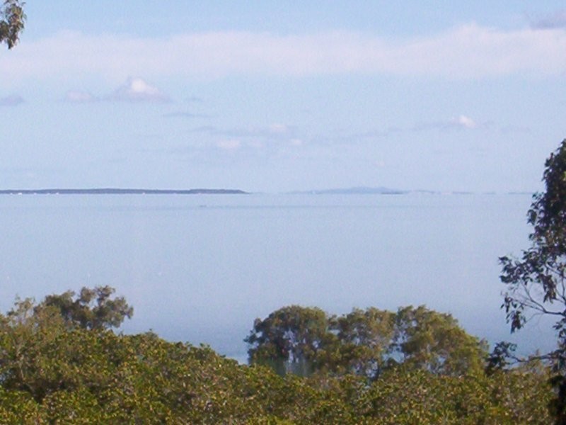 73 PERULPA DV, Lamb Island QLD 4184