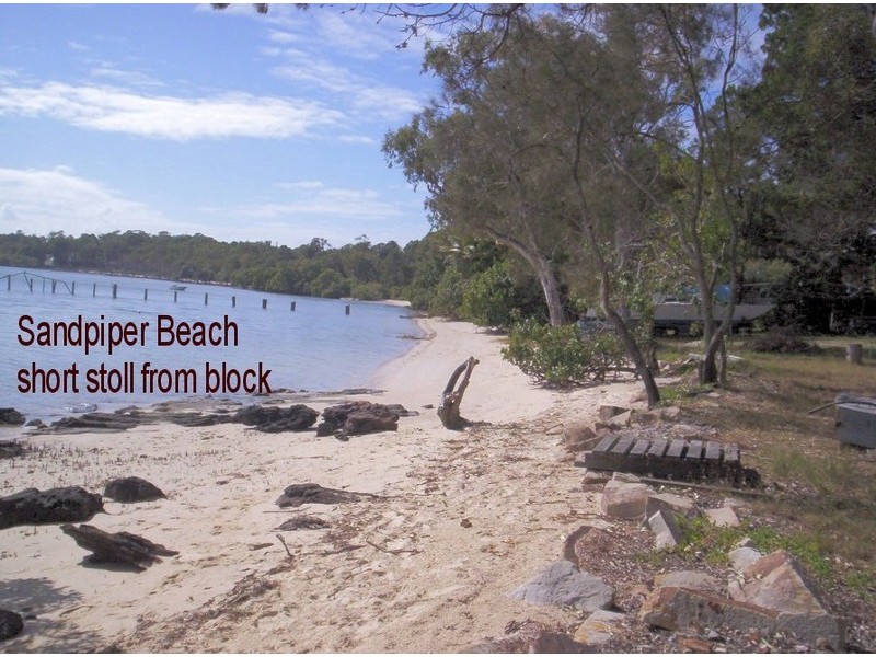 1 WHARF ST, Macleay Island QLD 4184