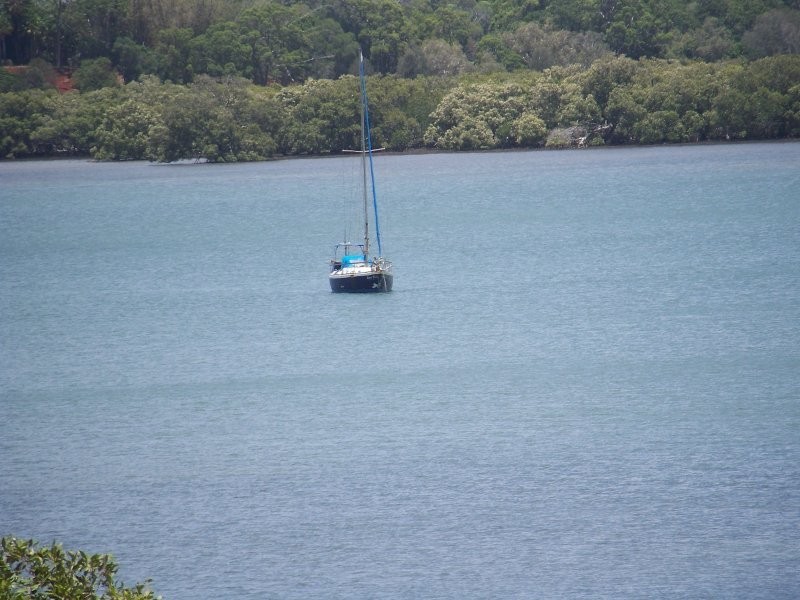 15 Coast Rd, Macleay Island QLD 4184
