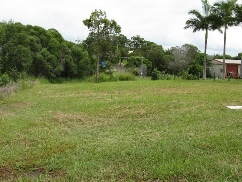 33 Florence Street, Macleay Island QLD 4184