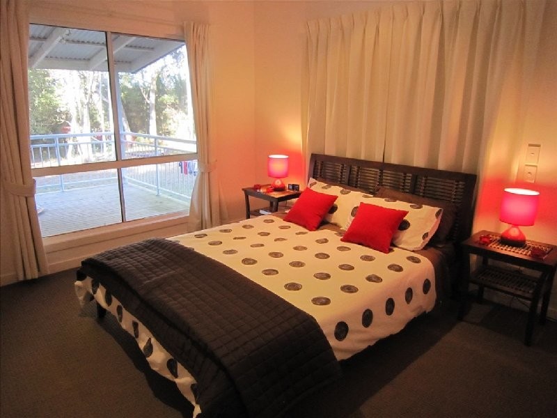 14 BARACOOTA ST, Macleay Island QLD 4184