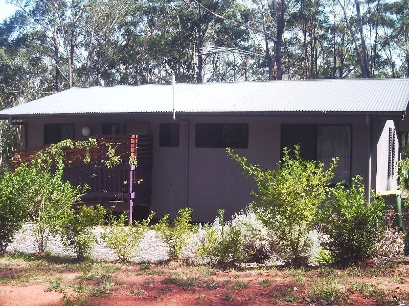 29 BASKET BEACH RD, Russell Island QLD 4184