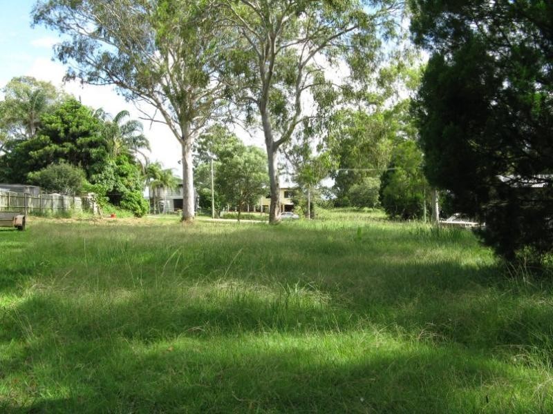 4 Boxwood Avenue, Lamb Island QLD 4184