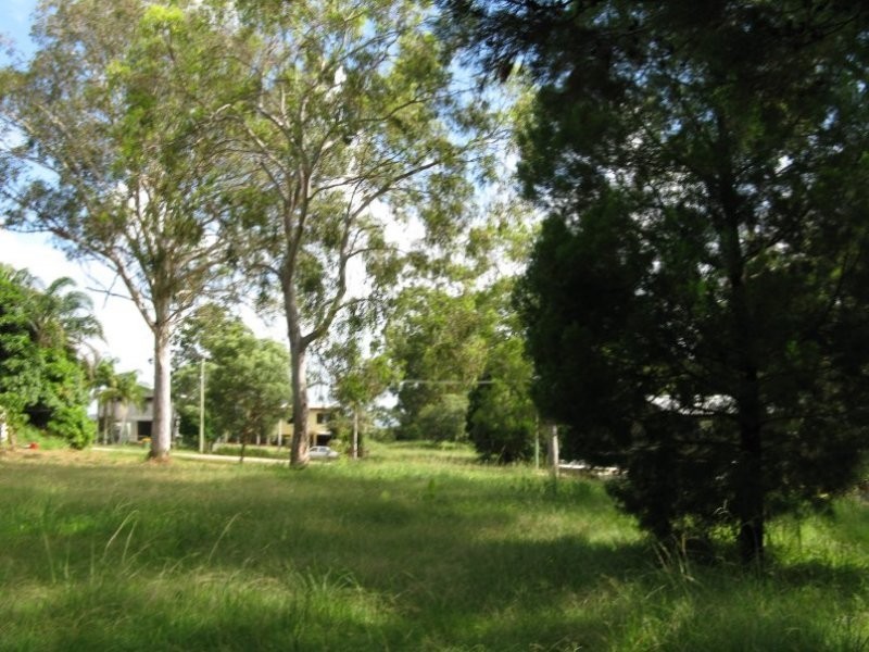 4 Boxwood Avenue, Lamb Island QLD 4184