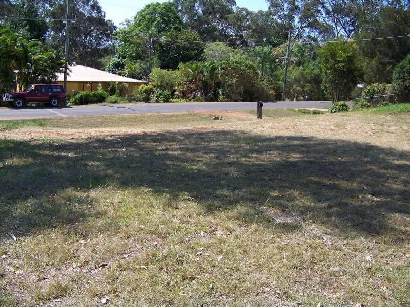 139  LUCAS DR, Lamb Island QLD 4184