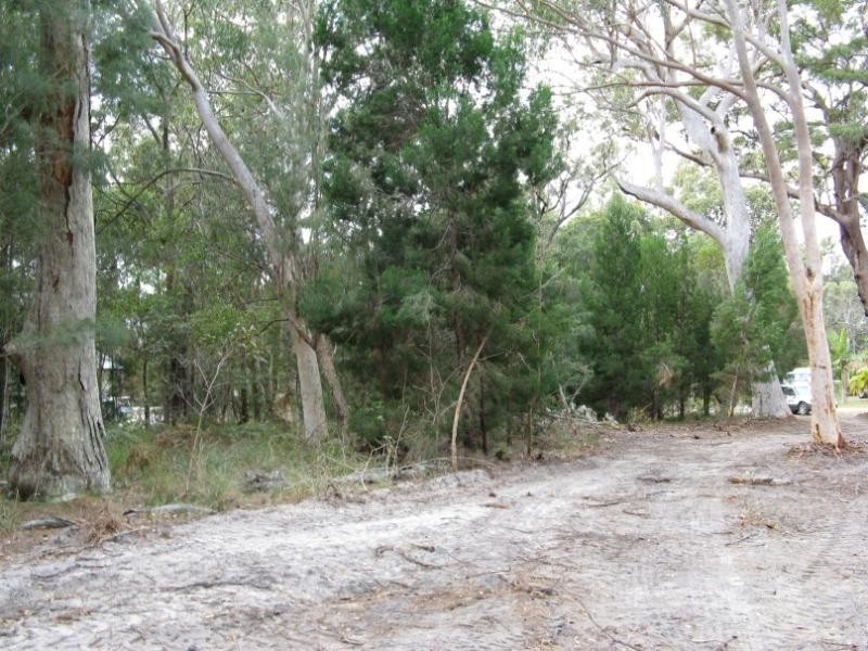 17 Natone Terrace, Macleay Island QLD 4184