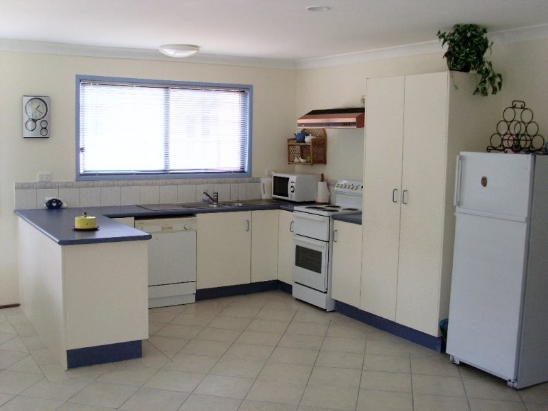 38 Morwong St, Macleay Island QLD 4184