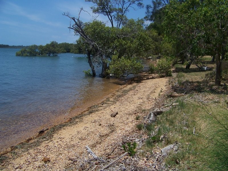 7 Golden Sands Bvd, Macleay Island QLD 4184