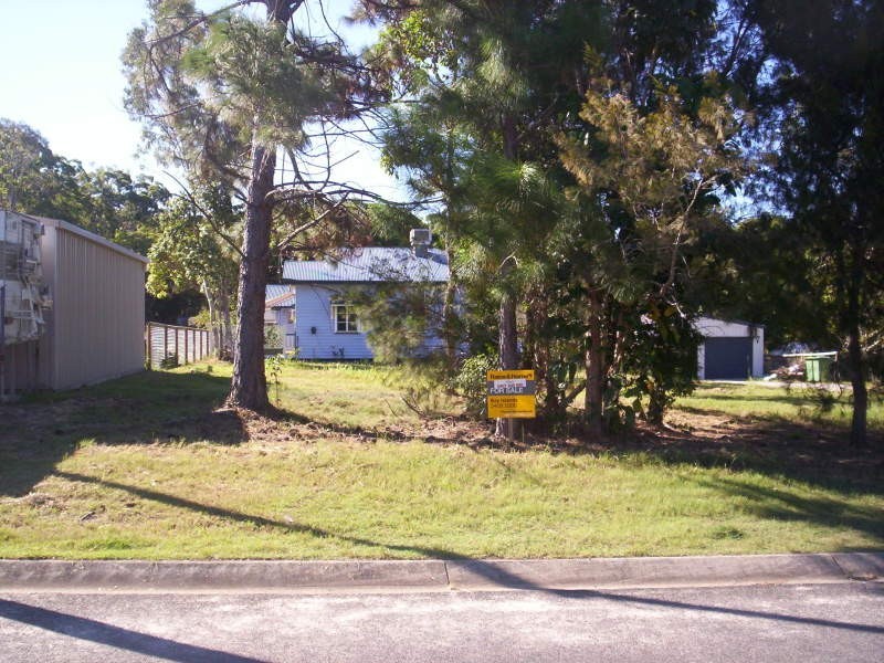 25 Udara Street, Macleay Island QLD 4184