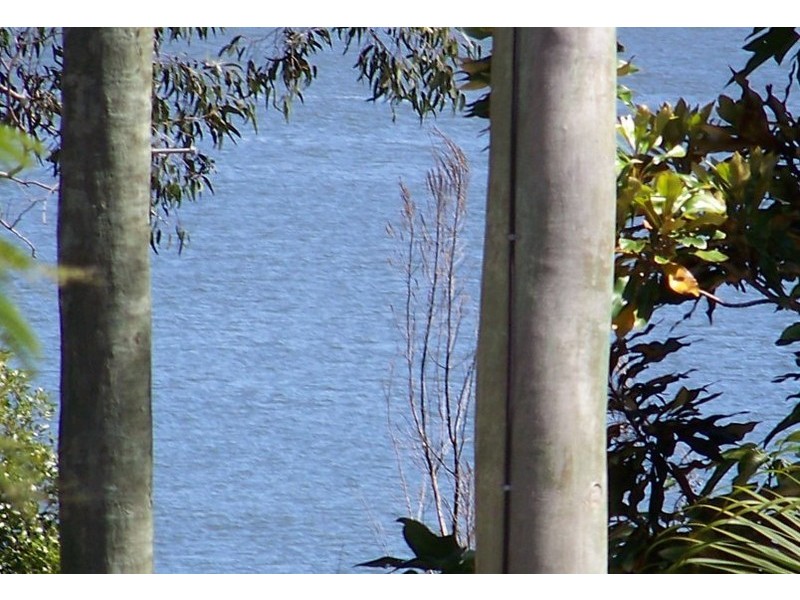 15 Michael av, Lamb Island QLD 4184