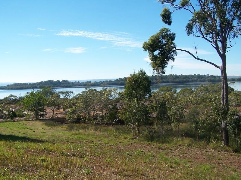 10 Hilda Crescent, Macleay Island QLD 4184