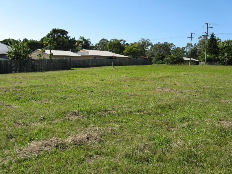 4 Almond Court, Lamb Island QLD 4184