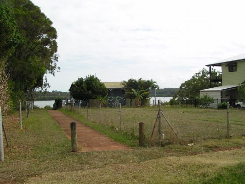 45  Noyes rd, Karragarra Island QLD 4184
