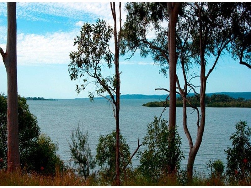 78 Timothy Street, Macleay Island QLD 4184