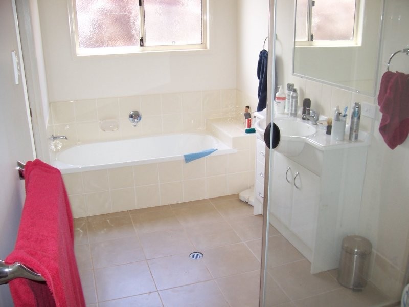 15 CONRAN, Macleay Island QLD 4184