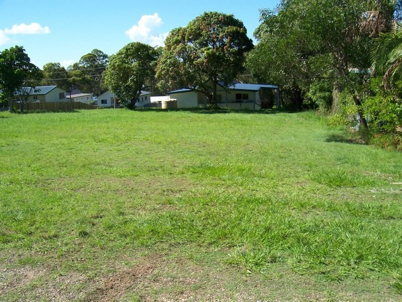 29 SCOTTS RD, Macleay Island QLD 4184